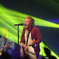 WE THE KINGS, DEMI LOVATO