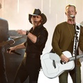 TIM MCGRAW, TYLER HUBBARD