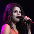 SELENA GOMEZ, SHAKE IT UP