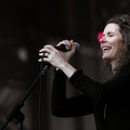 EDIE BRICKELL & NEW BOHEMIANS