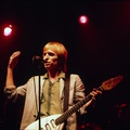 TOM PETTY AND THE HEARTBREAKERS, SHE'S THE ONE